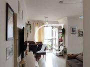 Apartamento com 3 dormitórios à venda, 70 m² por R$...