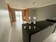 Apartamento com 3 dormitórios à venda, 70 m² por R$...