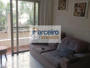 Apartamento com 3 dormitórios à venda, 74 m² por R$...