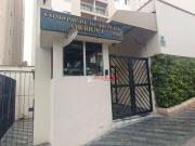 Apartamento com 3 dormitórios à venda, 75 m² por R$...