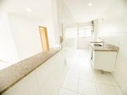 Apartamento com 3 dormitórios à venda, 80 m² por R$...