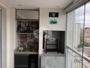 Apartamento com 3 dormitórios com armários planejados,...