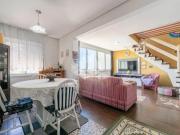 Apartamento com 3 dormitórios e 2 banheiros à Venda, 110...