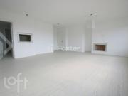 Apartamento com 3 dormitórios em Porto Alegre