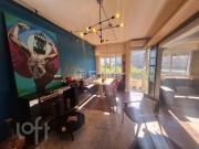 Apartamento com 3 dormitórios em Porto Alegre