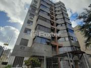 Apartamento com 3 dormitórios em Porto Alegre