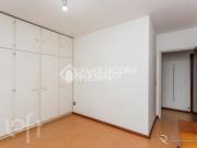 Apartamento com 3 dormitórios em Porto Alegre