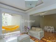 Apartamento com 3 dormitórios em Porto Alegre