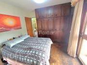 Apartamento com 3 dormitórios em Porto Alegre