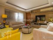 Apartamento com 3 dormitórios em Porto Alegre