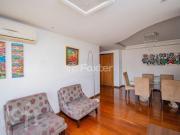Apartamento com 3 dormitórios em Porto Alegre