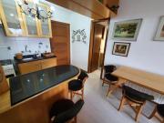 APARTAMENTO COM 3 DORMITÓRIOS NO CENTRO DE GRAMADO