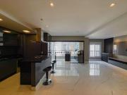 Apartamento com 3 dormitórios para alugar, 110 m² por R$...