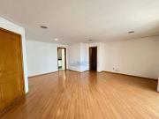 Apartamento com 3 dormitórios para alugar, 130 m² por R$...