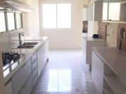 Apartamento com 3 dormitórios para alugar, 201 m² por R$...