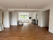 Apartamento com 3 quartos, 2 vagas e 150m² para alugar...