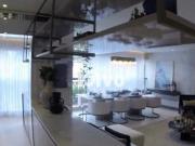 Apartamento com 3 quartos à venda, 123 m² por R$...
