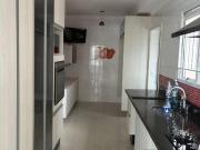 Apartamento com 3 Quartos à venda, 147 m² por R$...