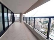 Apartamento com 3 quartos à venda, 155 m² por R$...