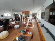 Apartamento com 3 quartos à venda, 207 m² por R$...