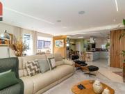 Apartamento com 3 dormitórios à venda, 222 m² por R$...