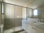 Apartamento com 3 quartos e 130m² para alugar em Três...