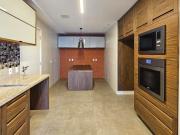 Apartamento com 3 Quartos e 189m² para venda e locação...