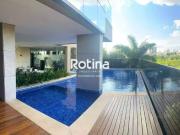 Apartamento com 3 Quartos e 1 banheiro para Alugar, 143...