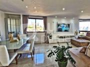 APARTAMENTO COM 3 QUARTOS E 2 VAGAS DE GARAGEM À VENDA...