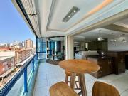 Apartamento com 3 Quartos e 3 banheiros à Venda, 178 m²...
