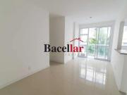 Apartamento com 3 Quartos e 3 banheiros à Venda, 75 m²...