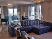 APARTAMENTO COM 3 QUARTOS E 3 VAGAS DE GARAGEM À VENDA...