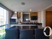 Apartamento com 3 Quartos e 5 banheiros à Venda, 156 m²...