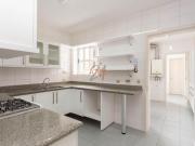 Apartamento com 3 quartos no edifício Place Royale no...