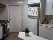 Apartamento com 3 quartos para alugar em Moema