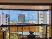 Apartamento com 3 suítes na ponta verde porteira fechada...