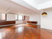 Apartamento com 3 suítes, 2 vagas e com 144 Jardim...