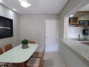 Apartamento com 3 suítes, 2 vagas, mobiliado e varanda...
