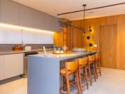 Apartamento com 3 suítes no Bigorrilho PR