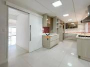 Apartamento com 4 dormitórios, 242 m² venda por R$...
