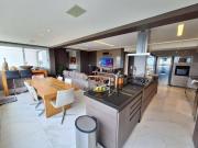 Apartamento com 4 dormitórios à venda, 142 m² por R$...