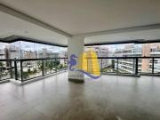 Apartamento com 4 dormitórios à venda, 162 m² por R$...