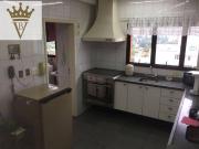 Apartamento com 4 dormitórios à venda, 200 m² por R$...