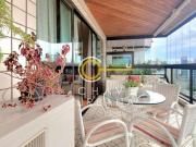 Apartamento com 4 dormitórios à venda, 211 m² por R$...