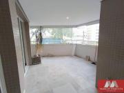Apartamento com 4 dormitórios à venda, 220 m² por R$...