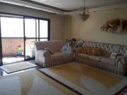 Apartamento com 4 dormitórios à venda, 240 m² por R$...