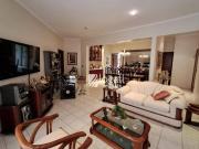 Apartamento com 4 dormitórios à venda, 240 m² por R$...