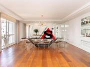 Apartamento com 4 dormitórios à venda, 241 m² por R$...