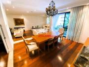 Apartamento com 4 dormitórios à venda, 246 m² por R$...
