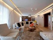 Apartamento com 4 dormitórios à venda, 246 m² por R$...